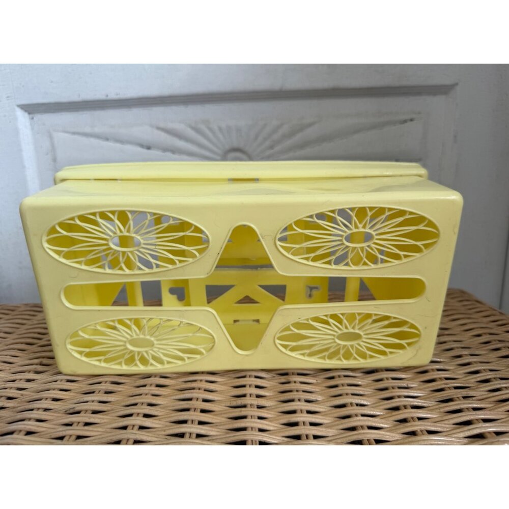 Vintage 70's Rubber Plastic Yellow Tissue Box Holder Floral Retro - Picture 6 of 10
